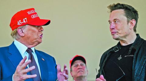 Donald Trump y Elon Musk en imagen del 19 de noviembre, en Brownsville, Texas.