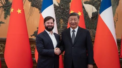 El presidente de Chile, Gabriel Boric, ha sostenido este miércoles una reunión bilateral con el presidente de China, Xi JinpingREMITIDA / HANDOUT por PRESIDENCIA CHILEFotografía remitida a medios de comunicación exclusivamente para ilustrar la noticia a la que hace referencia la imagen, y citando la procedencia de la imagen en la firma14/5/2025