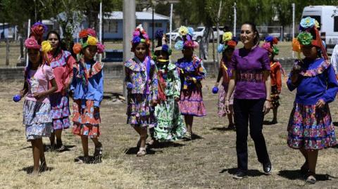 La presidenta de México afirmó que en el Poder Judicial hay mucha corrupción y sólo atiende al que tiene dinero.

Para más información del tema, visita: https://www.eleconomista.com.mx/politica/justicia-sido-pareja-mexico-sheinbaum-llama-participar-eleccion-judicial-20250517-759513.html

¡Síguenos en nuestras redes sociales para mantenerte informado!

Twitter: https://twitter.com/eleconomista 
Facebook: https://www.facebook.com/ElEconomista.mx
Instagram: https://www.instagram.com/eleconomistamx
LinkedIn: https://www.linkedin.com/company/el-economista/
T

#ElEconomista #EETV