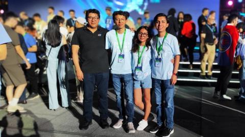El equipo mexicano durante la inauguración del ICT Competition de Huawei, en Shenzhen, China. Foto EE: Rodrigo Riquelme