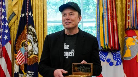 Trump, por su parte, ha asegurado que Musk ha tenido que hacer su trabajo "contra viento y marea".